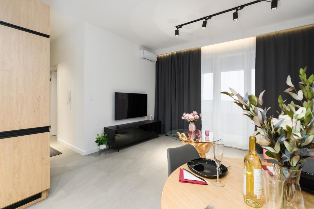 Widokowy Apartament Wojciechowskiego Parking I Loggia By Renters Prestige Poznań Exterior foto